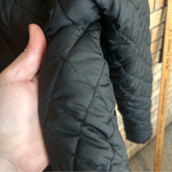 North Face Reversible Quilted Coat Full Zip Black Fleece Jacket Girls L (14-16) - Picture 9 of 9